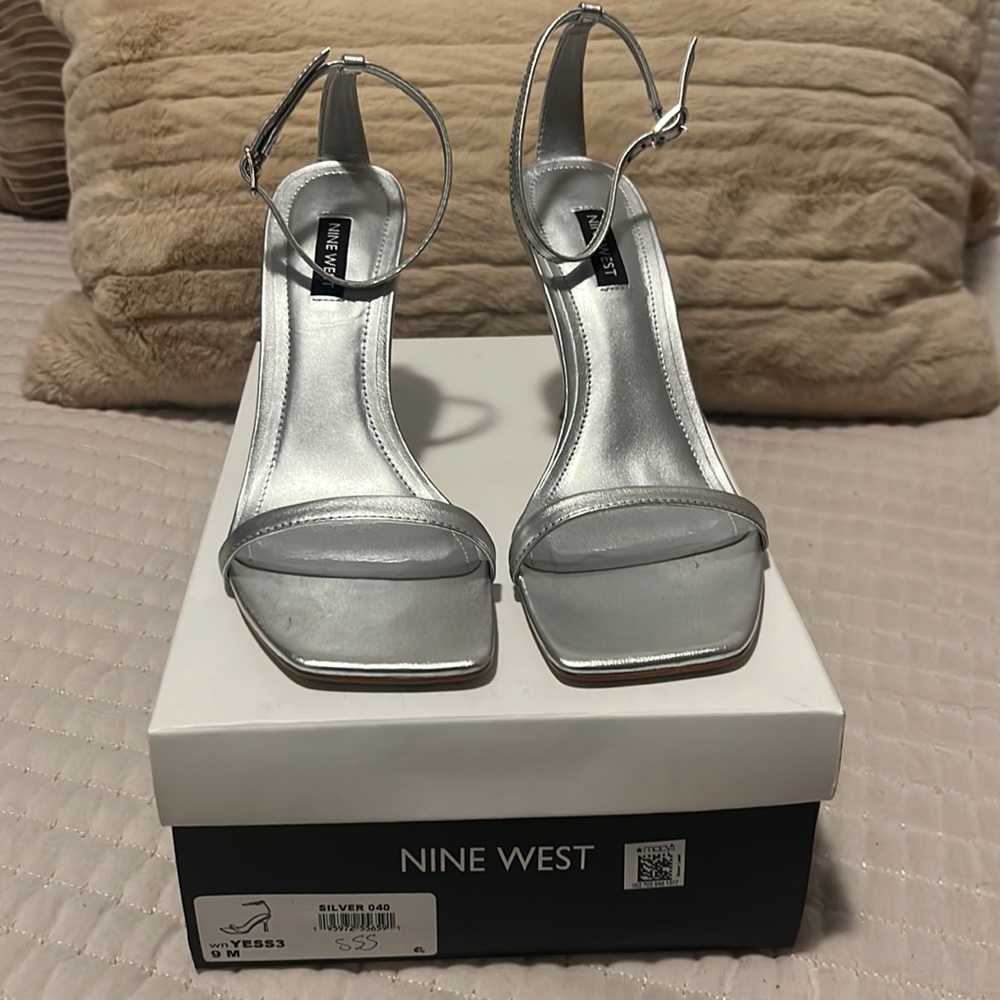 Nine West Sandal